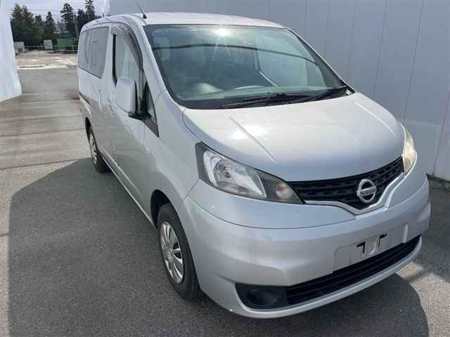 NISSAN NV200 2016