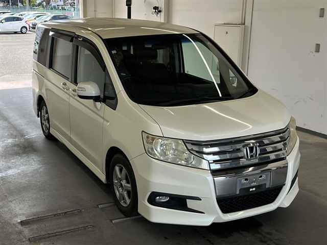 HONDA STEP WAGON 2010