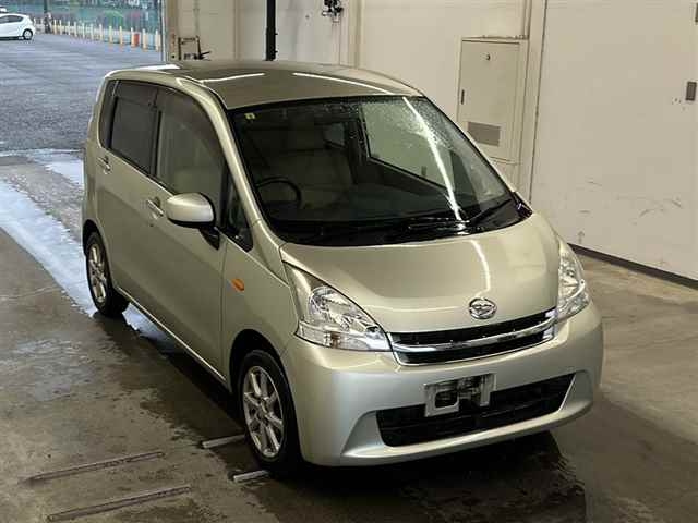 DAIHATSU MOVE 2012