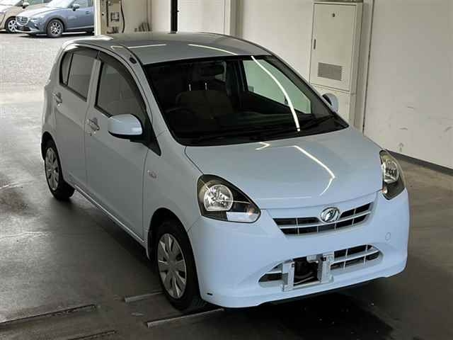 DAIHATSU MIRA E S 2011