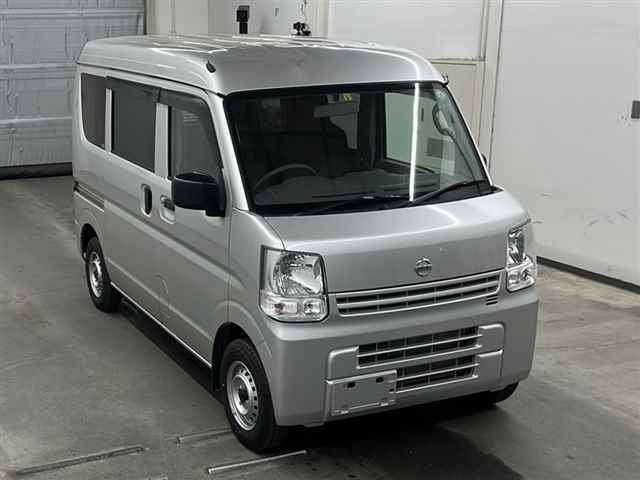 NISSAN CLIPPER VAN 2023