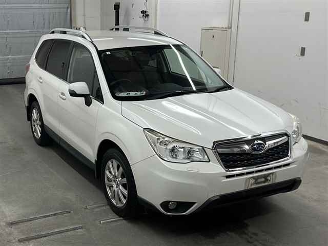 SUBARU FORESTER 2015