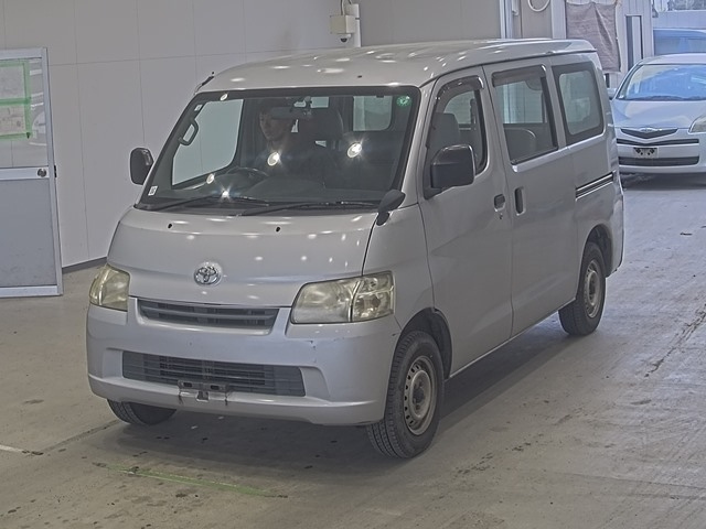 TOYOTA TOWN ACE VAN 2013