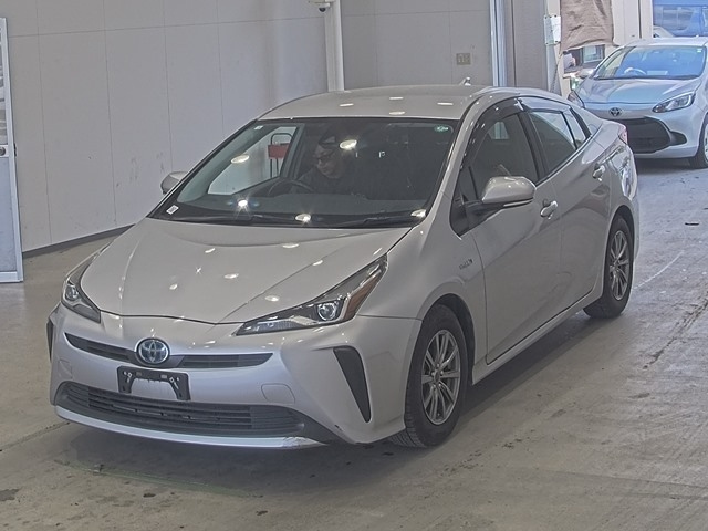 TOYOTA PRIUS 2020