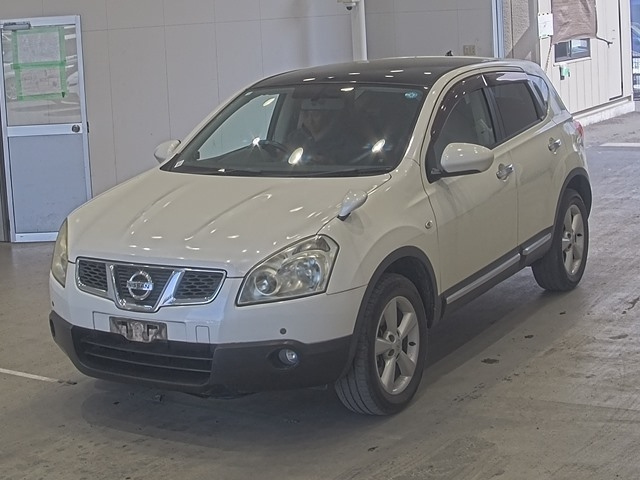 NISSAN DUALIS 2010
