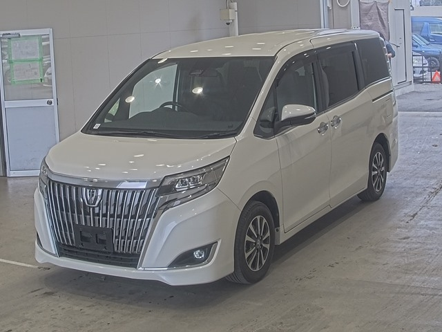 TOYOTA ESQUIRE 2018