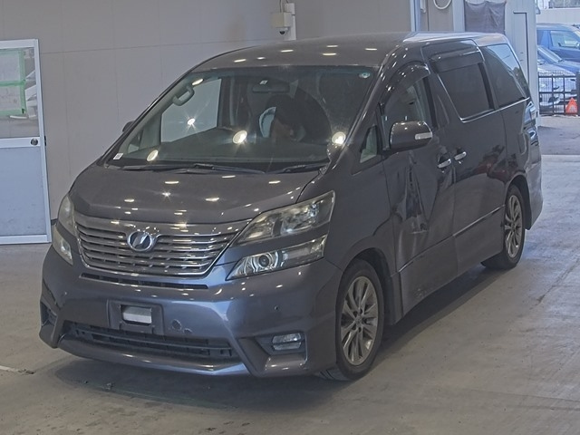 TOYOTA VELLFIRE 2010