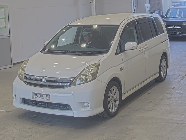TOYOTA ISIS 2009