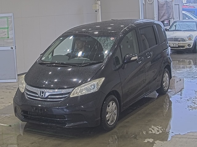 HONDA FREED 2012
