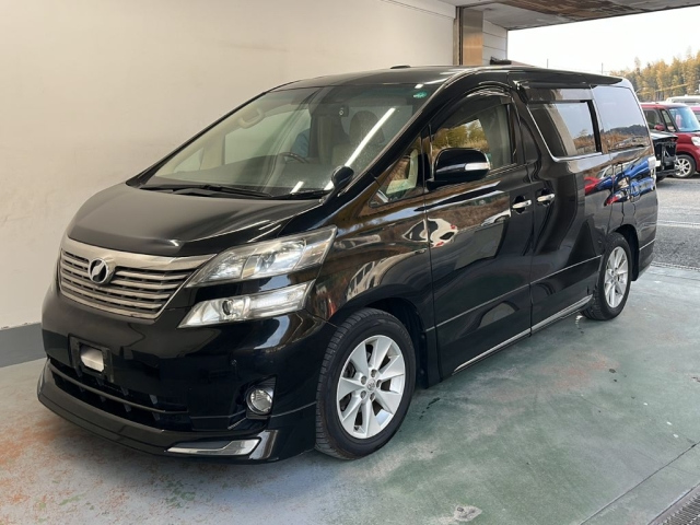 TOYOTA VELLFIRE 2010