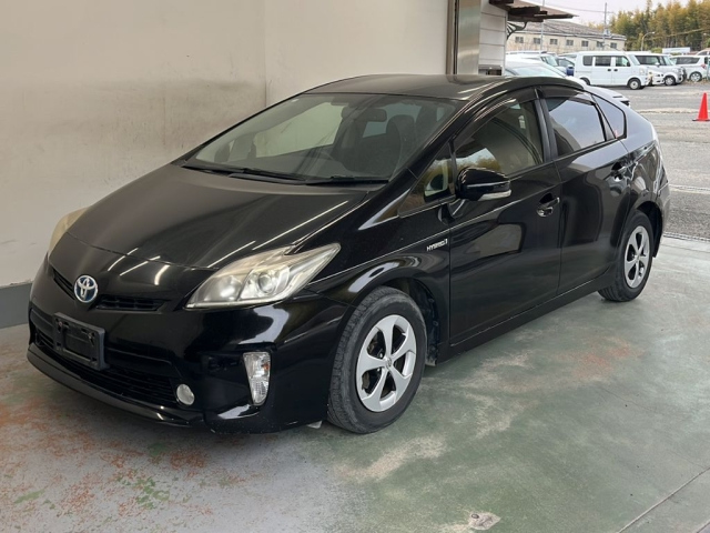 TOYOTA PRIUS 2012