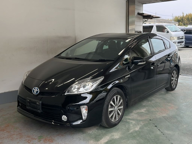 TOYOTA PRIUS 2014