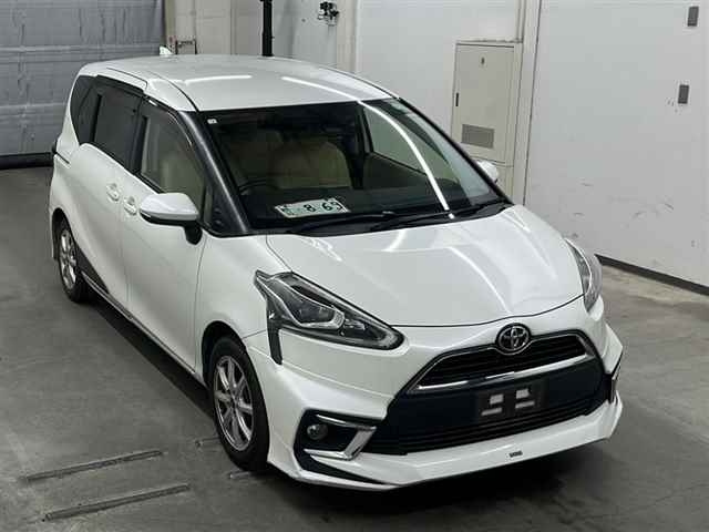 TOYOTA SIENTA 2016