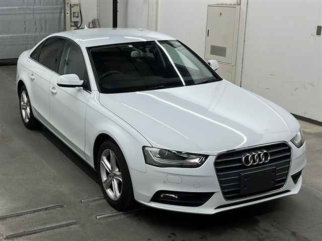 AUDI A4 2014
