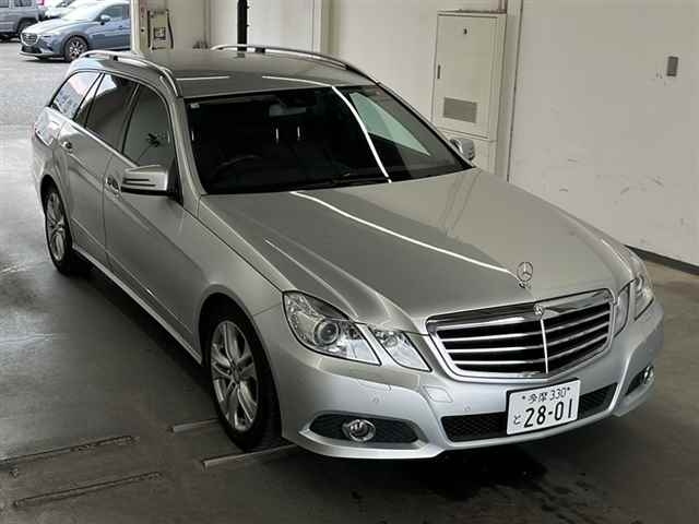 MERCEDES BENZ E CLASS WAGON 2010