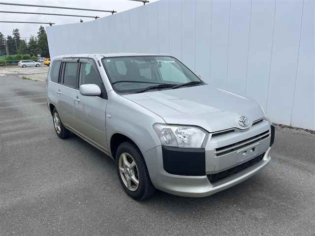 TOYOTA SUCCEED 2020