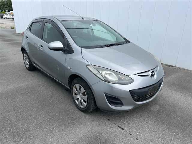 MAZDA DEMIO 2012