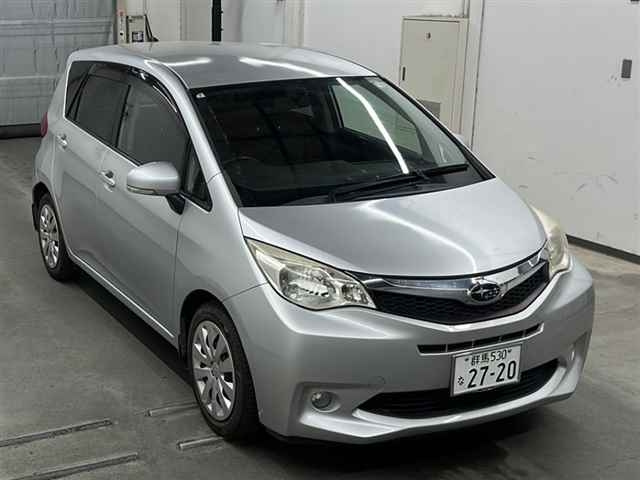 SUBARU TREZIA 2011
