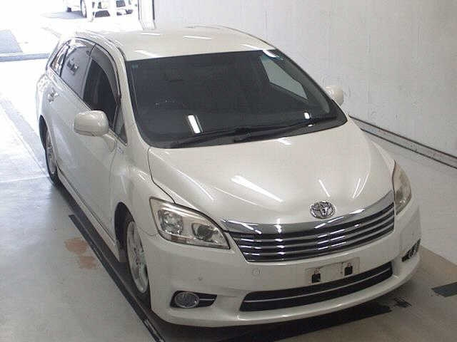 TOYOTA MARK X ZIO