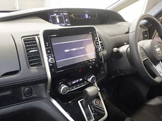 NISSAN SERENA 2018