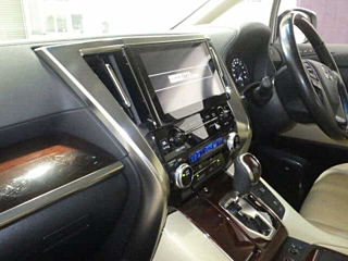 TOYOTA VELLFIRE 2016