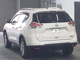 NISSAN X-TRAIL 2015