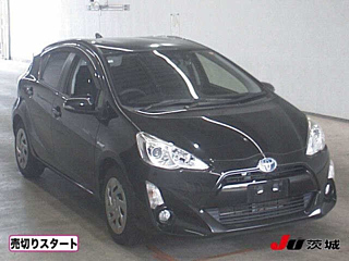 TOYOTA AQUA 2016