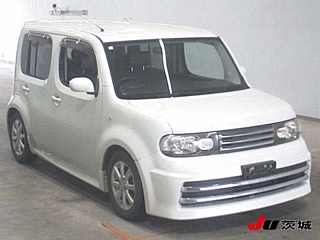 NISSAN CUBE 2010