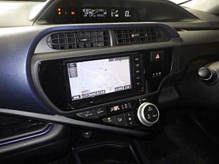 TOYOTA AQUA 2016