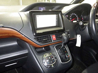 TOYOTA NOAH 2014