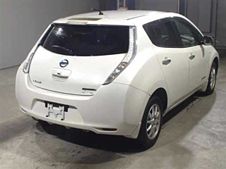 NISSAN LEAF ZE0