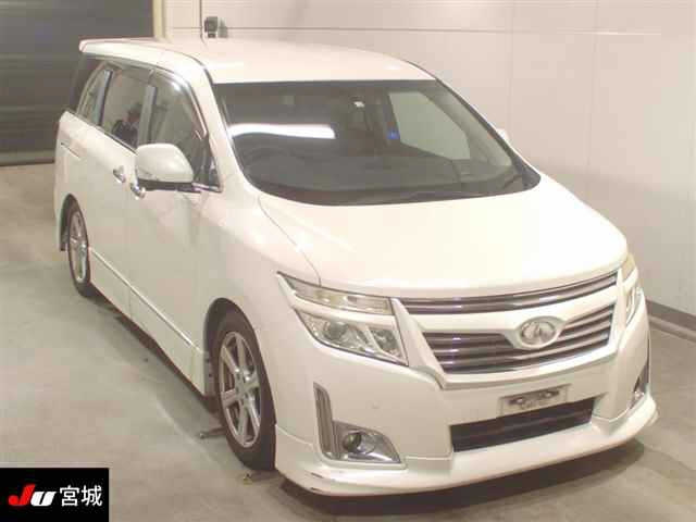 NISSAN ELGRAND 2012
