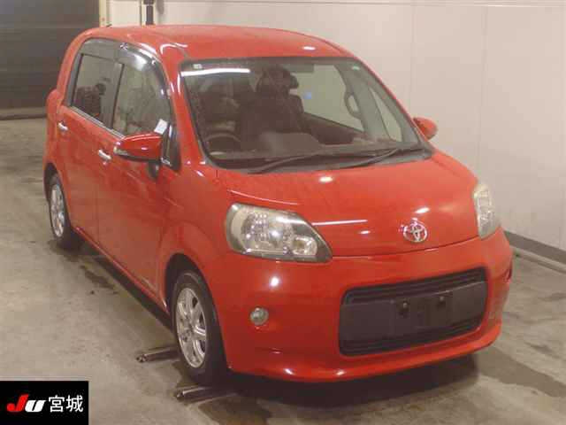 TOYOTA PORTE 2014