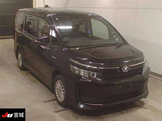 TOYOTA VOXY 2014