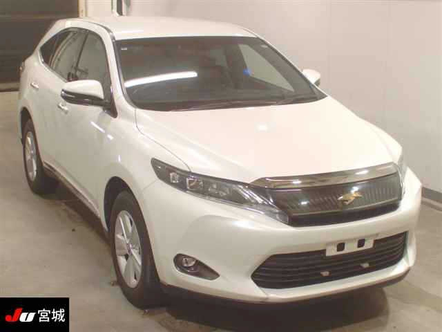 TOYOTA HARRIER 2015