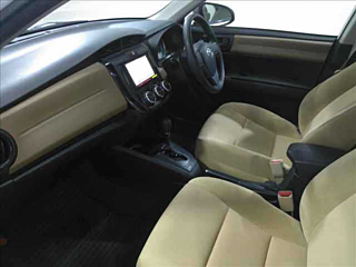 TOYOTA COROLLA AXIO 2013