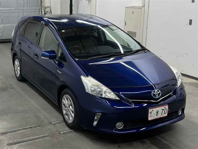 TOYOTA PRIUS ALPHA