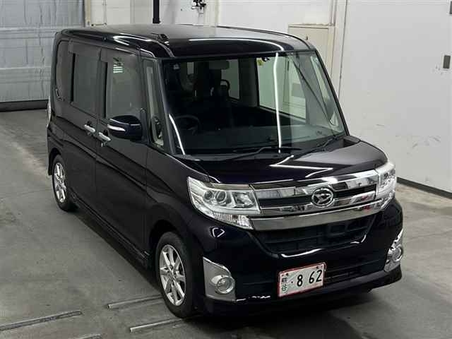 DAIHATSU TANTO 2014