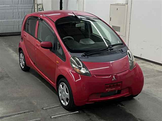 MITSUBISHI I 2010