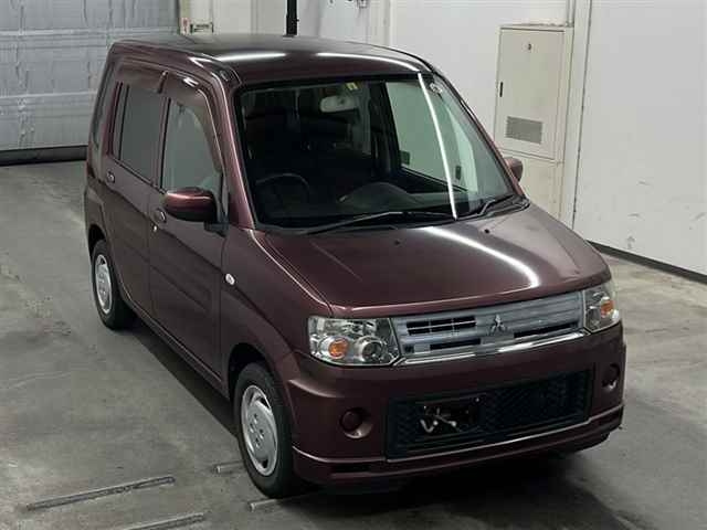 MITSUBISHI TOPPO 2010