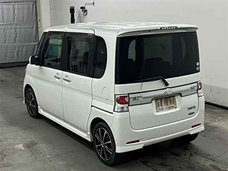 DAIHATSU TANTO 2008