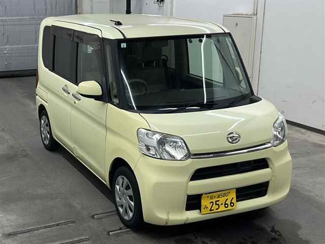 DAIHATSU TANTO 2013