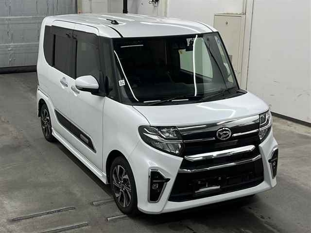 DAIHATSU TANTO 2022
