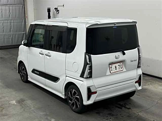 DAIHATSU TANTO 2022