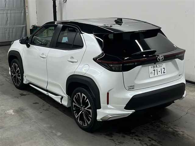 TOYOTA YARIS CROSS 2025