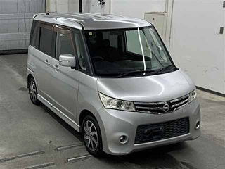 NISSAN ROOX 2010