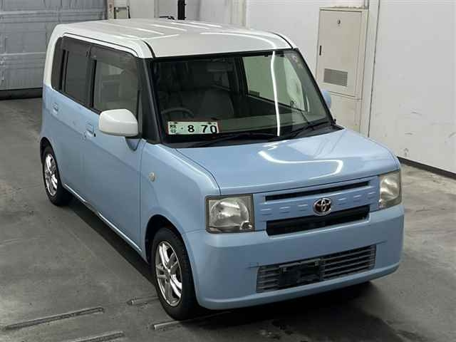 TOYOTA PIXIS SPACE 2013
