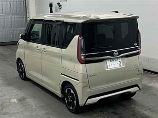 NISSAN ROOX 2021