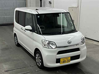 DAIHATSU TANTO 2018