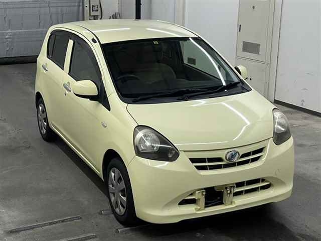 DAIHATSU MIRA E S 2012